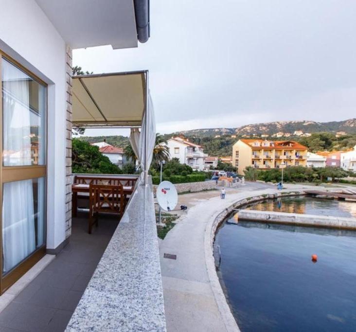 Apartmani Maris III Rab Town Eksteriør billede